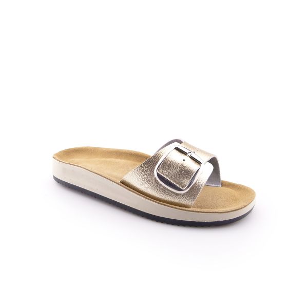 Chinelo Dizy